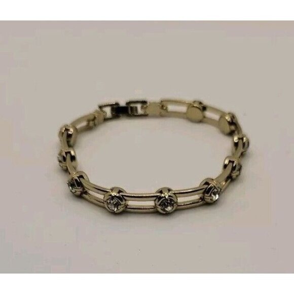 Napier Gold Link Bracelet Round Clear Stone 7" Great Condition Fast Shipping - Picture 1 of 11